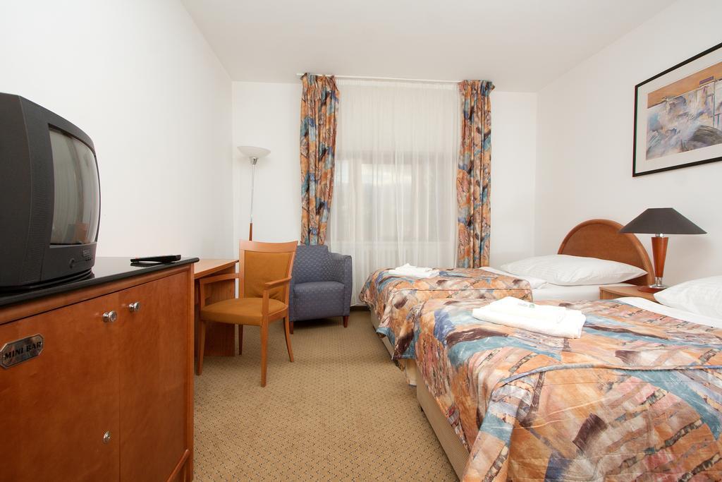 Hotel Chotol 호로메리스 객실 사진